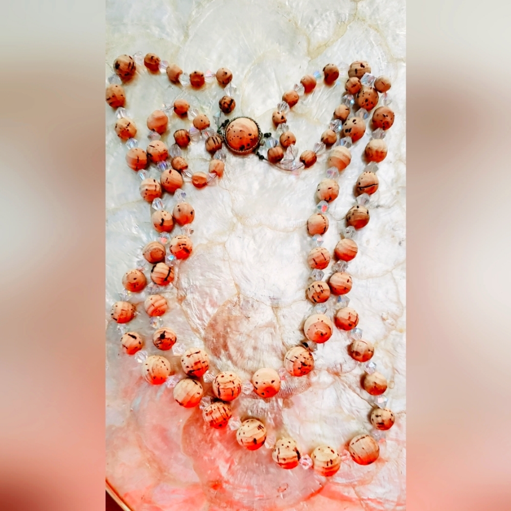 Vintage wooden balls necklace
